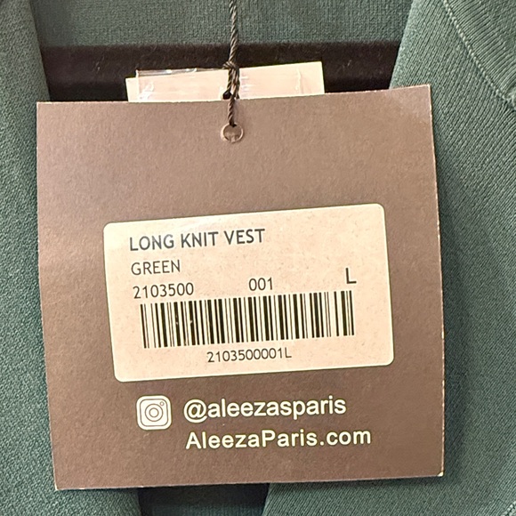 Aleeza Paris Green long Vest - Picture 3 of 5